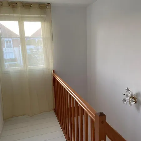 Apartment Duplex A 5min De Disney. Magny-le-Hongre